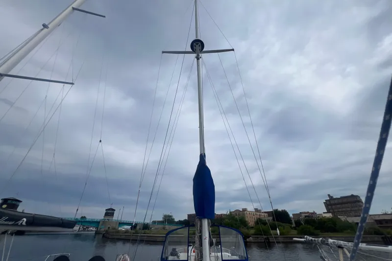 Slide: The Image of Sailboat mast view on a cloudy day, C&C Landfall 39, 1985 model. - 20