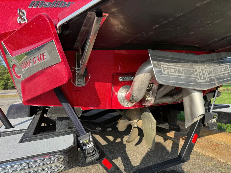 Slide: The Image of Malibu Wakesetter 22 LSV 2019 - 25