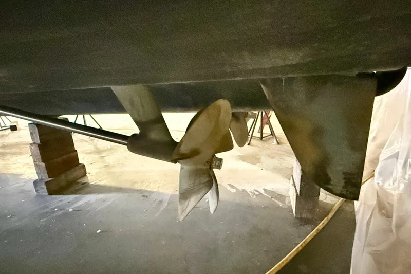 Slide: The Image of Propeller and rudder of 2008 Azimut 55 EVOLUTION yacht in dry dock. - 58