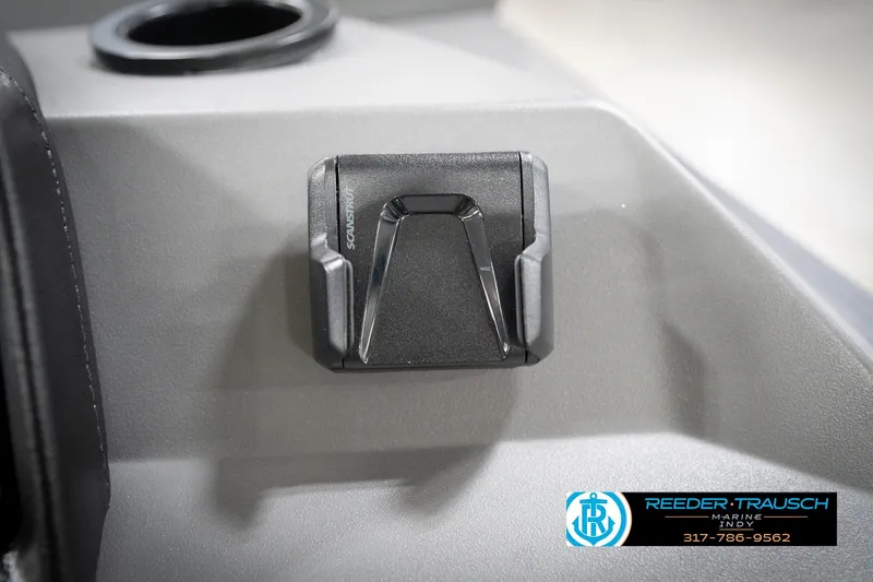 Slide: The Image of Throttle control of 2026 Bennington 188 SLJ boat with safety warning label. - 37