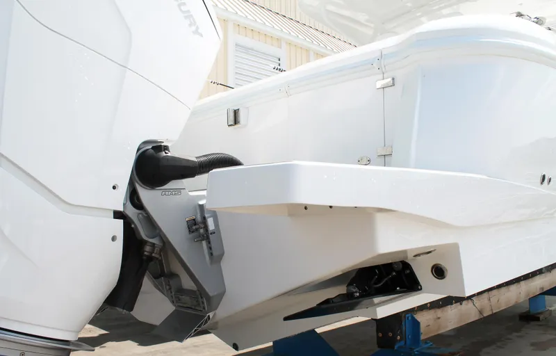 Slide: The Image of 2024 Intrepid 41 Valor boat with Mercury outboard engine, detailed view of the stern. - 40