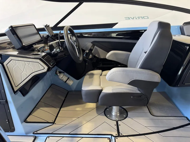 Slide: The Image of Yamaha 255 XD 2025 - 23