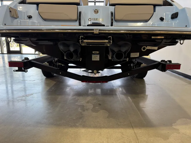 Slide: The Image of Yamaha 255 XD 2025 - 7