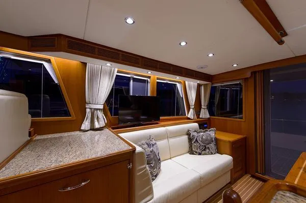 Slide: The Image of Grand Banks 43 Heritage EU 2015 - 102