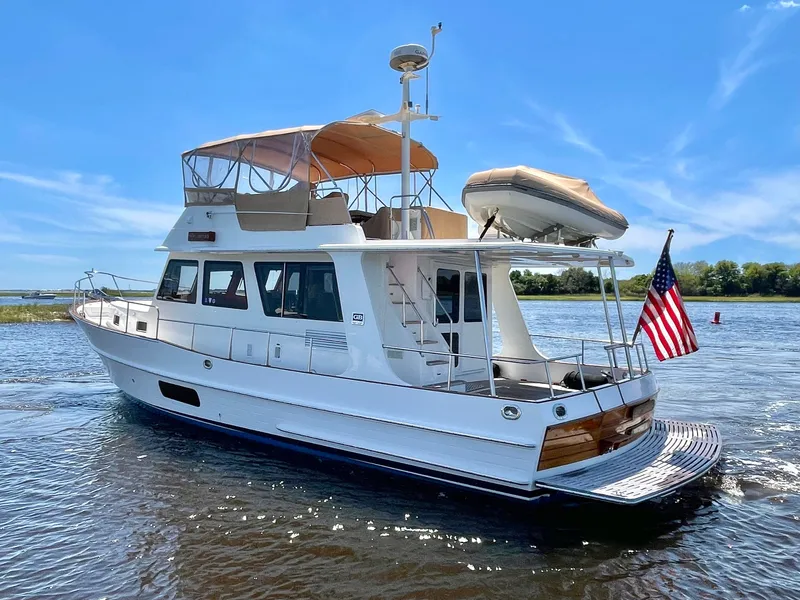 Slide: The Image of Grand Banks 43 Heritage EU 2015 - 11