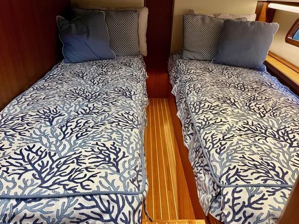 Slide: The Image of Grand Banks 43 Heritage EU 2015 - 111