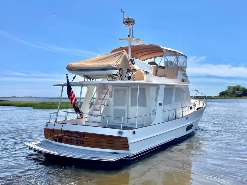 Slide: The Image of Grand Banks 43 Heritage EU 2015 - 32