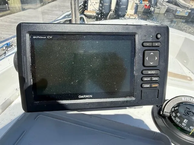 Slide: The Image of Edgewater 170CC 2017 - 7