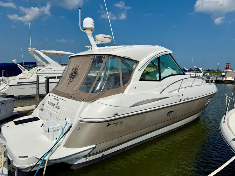 Slide: The Image of Cruisers 420 Coupe 2009 - 0