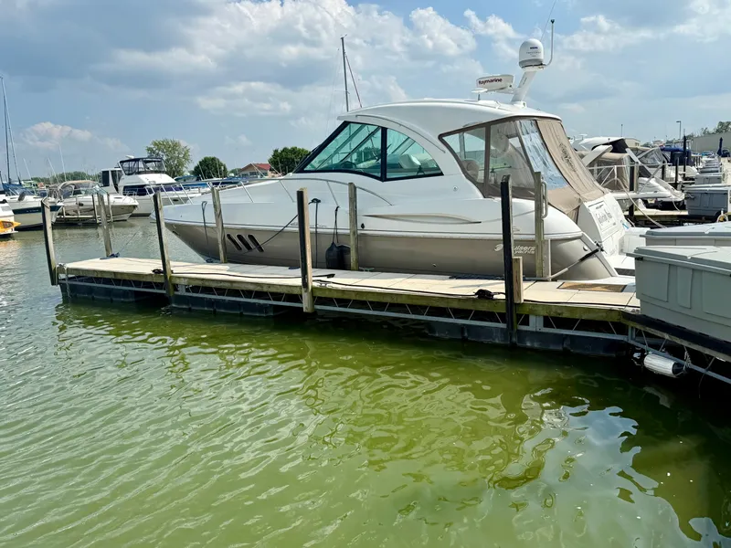 Slide: The Image of Cruisers 420 Coupe 2009 - 1