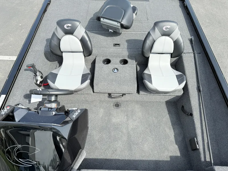 Slide: The Image of 2025 Crestliner XF 189 boat interior with dual seats and steering console. - 8