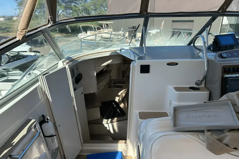 Slide: The Image of Maxum 3300 SCR 2000 - 13