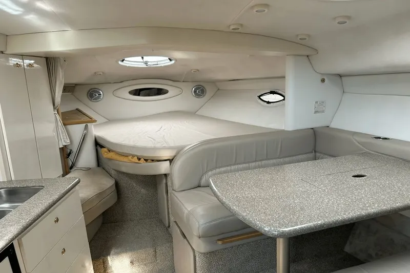 Slide: The Image of Maxum 3300 SCR 2000 - 15