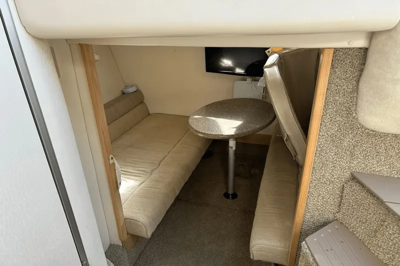 Slide: The Image of Maxum 3300 SCR 2000 - 19