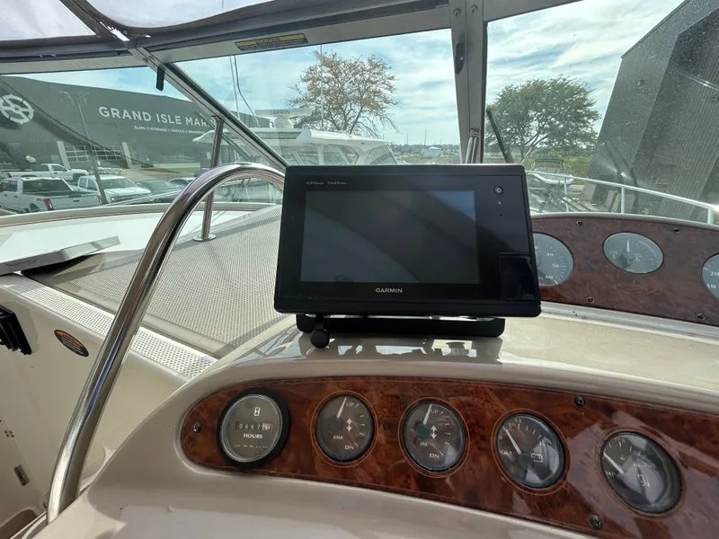 Slide: The Image of Maxum 3300 SCR 2000 - 29