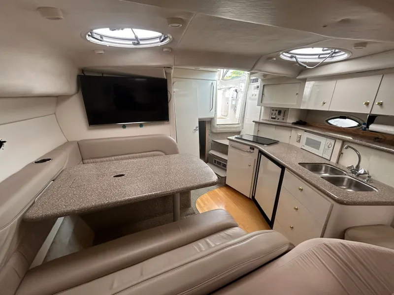 Slide: The Image of Maxum 3300 SCR 2000 - 41