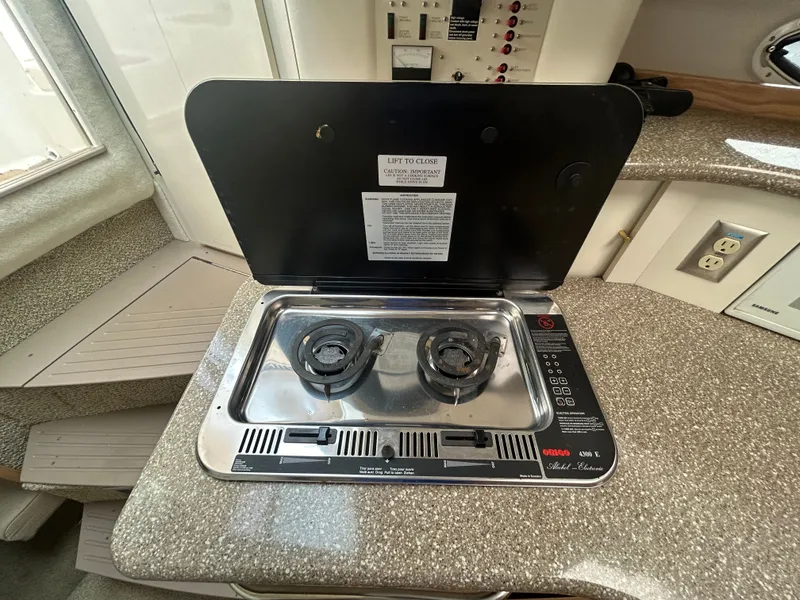 Slide: The Image of Maxum 3300 SCR 2000 - 43