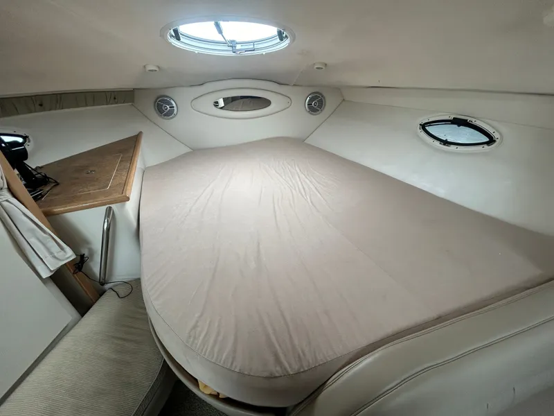 Slide: The Image of Maxum 3300 SCR 2000 - 47