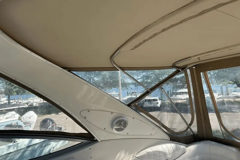 Slide: The Image of Maxum 3300 SCR 2000 - 8