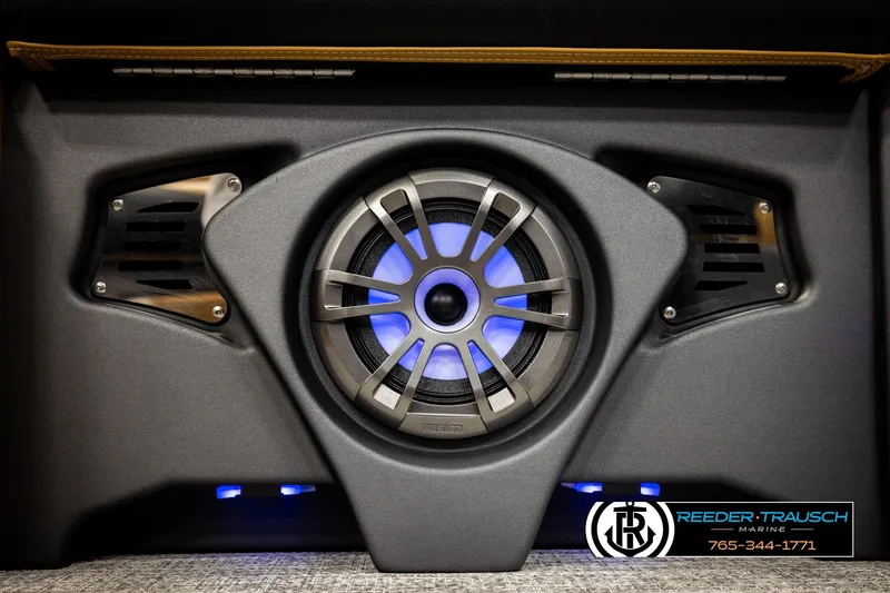 Slide: The Image of 2026 Avalon LSZ VRB speaker system with blue LED lighting, featuring Reeder-Trausch Marine branding. - 46
