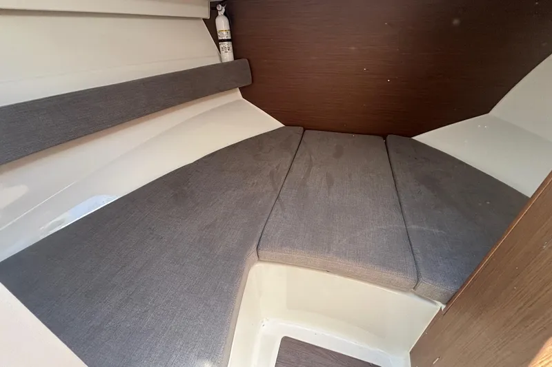 Slide: The Image of Beneteau Antares 8 2021 - 11