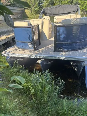 Slide: The Image of Crest Classic LX 220 SLC CPT 2023 - 2