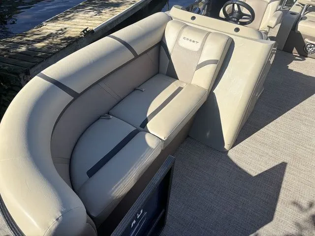 Slide: The Image of Crest Classic LX 220 SLC CPT 2023 - 9