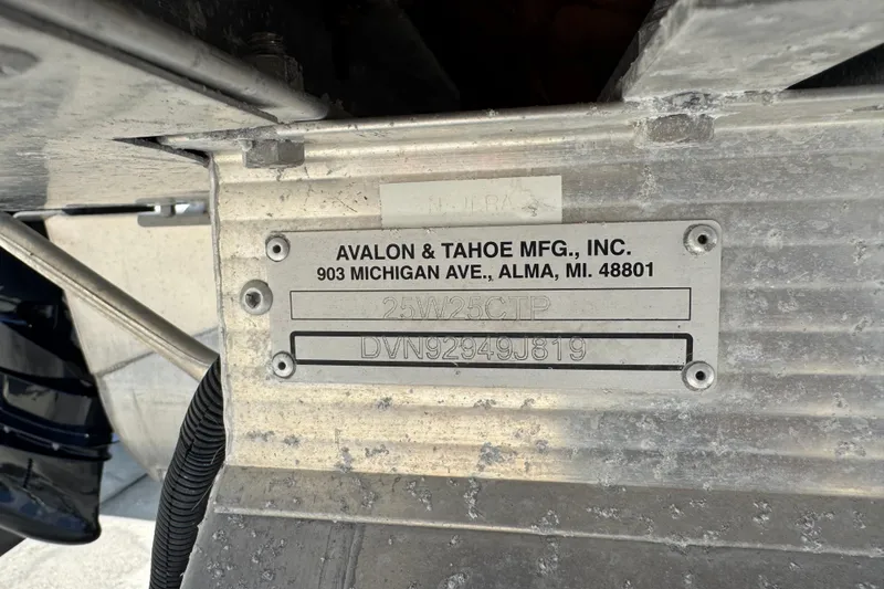 Slide: The Image of Metal identification plate on a 2019 Avalon Catalina Platinum Elite Windshield boat. - 10