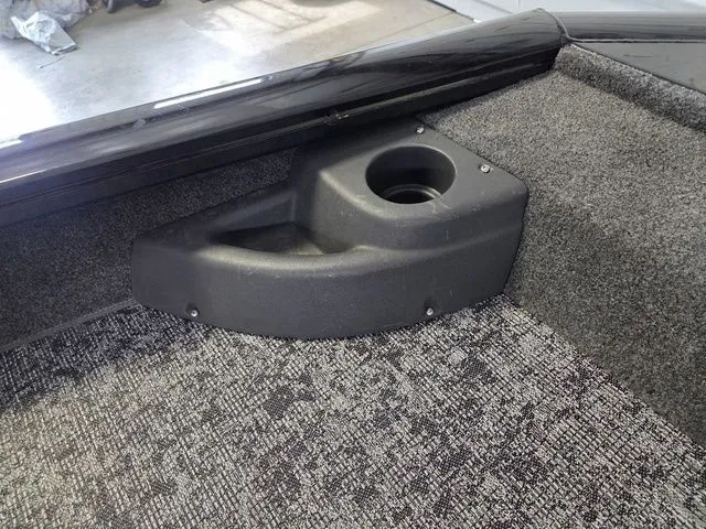 Slide: The Image of Tracker Pro Team 175 2025 - 22