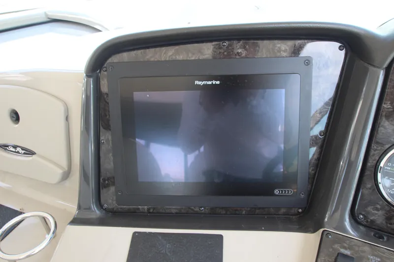Slide: The Image of Raymarine display on 2008 Sea Ray 44 Sundancer yacht dashboard. - 21