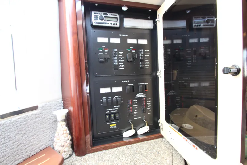 Slide: The Image of Sea Ray 44 Sundancer 2008 - 52