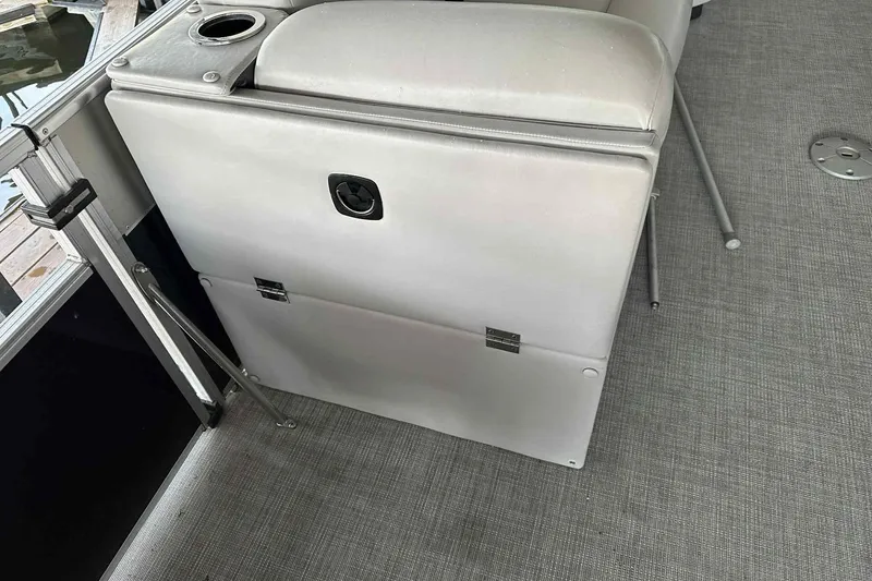 Slide: The Image of Interior of 2018 Landau Atlantis 250 Cruise boat with seating and cup holder. - 30