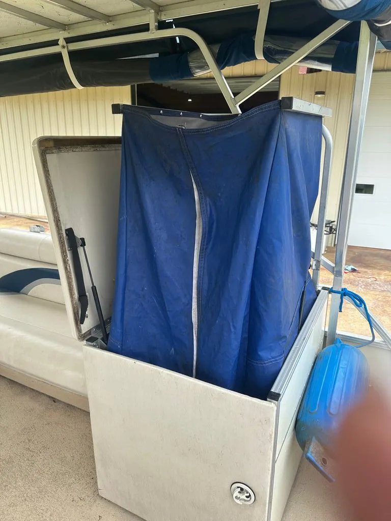 Slide: The Image of Voyager Fish N Cruise 22 2006 - 15