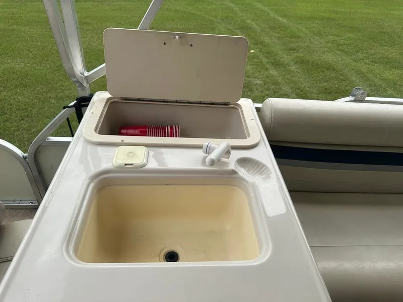 Slide: The Image of Voyager Fish N Cruise 22 2006 - 18