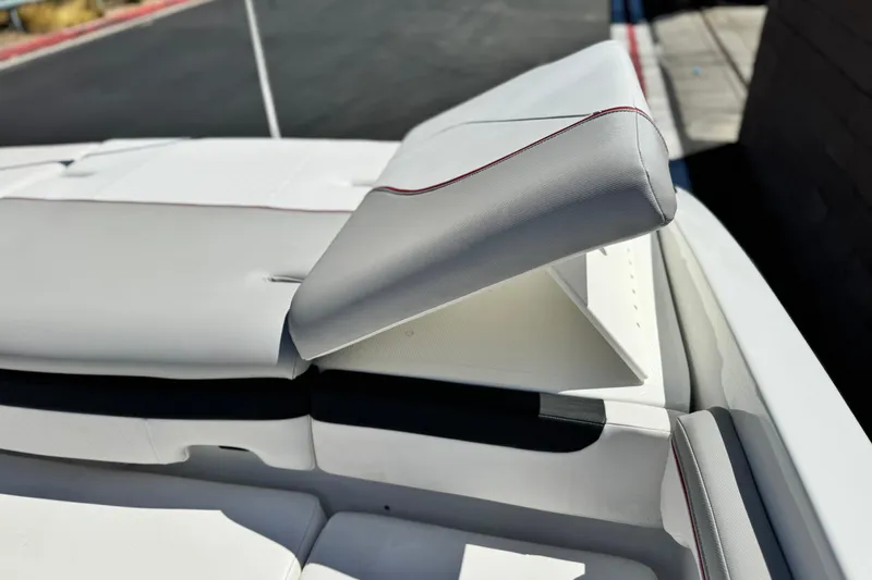 Slide: The Image of 2021 Tahoe T700 boat seat with adjustable backrest in white and gray upholstery. - 16