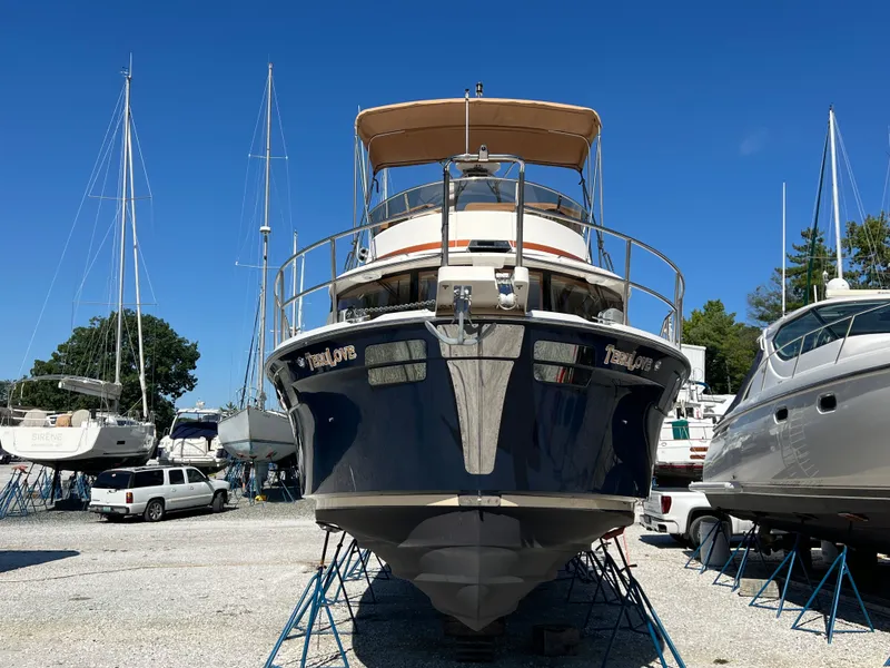 The Image of Ranger Tug R-43 CB 2022 - 0