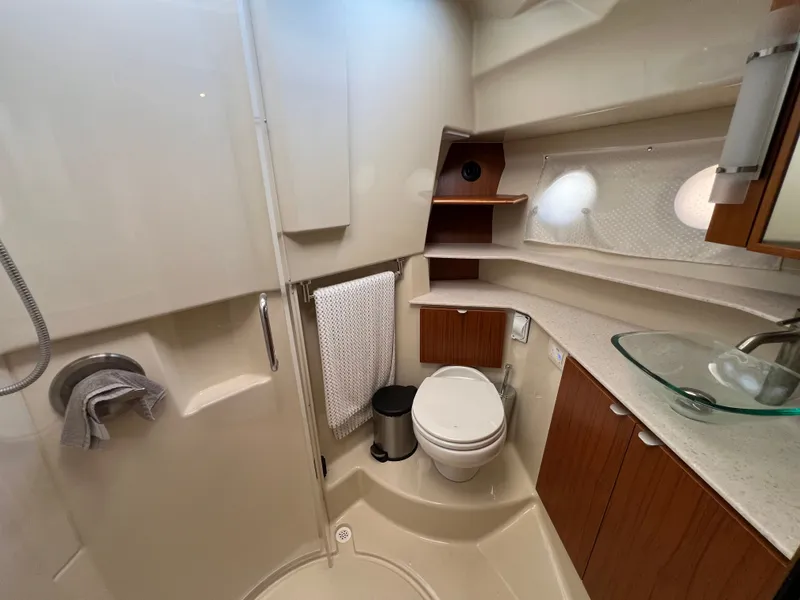 Slide: The Image of Ranger Tug R-43 CB 2022 - 28