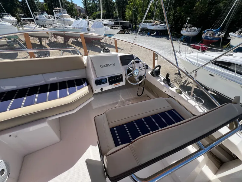 Slide: The Image of Ranger Tug R-43 CB 2022 - 36