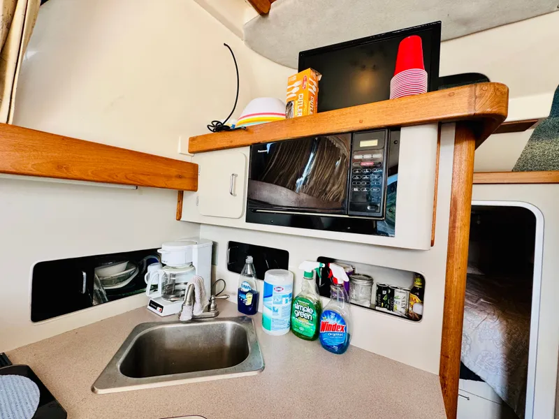 Slide: The Image of Luhrs Tournament 342 1993 - 22