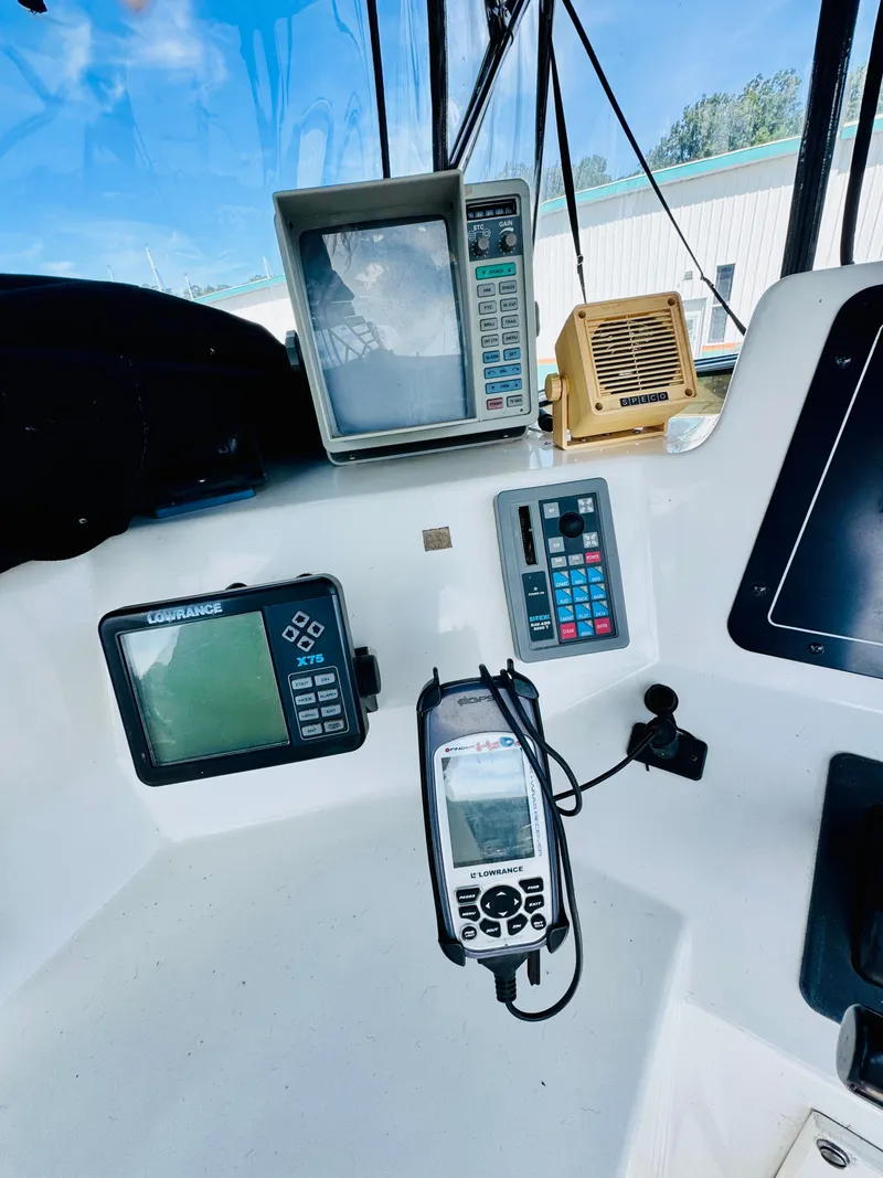 Slide: The Image of Luhrs Tournament 342 1993 - 4