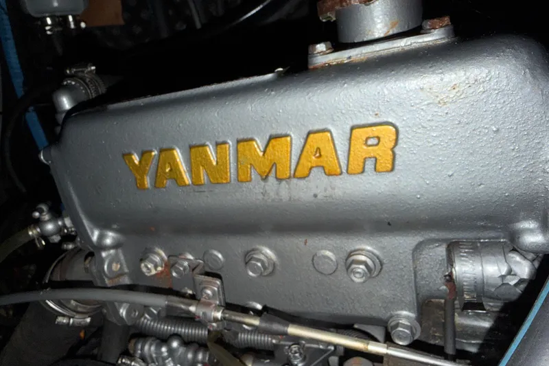 Slide: The Image of Yanmar engine in a 2000 Beneteau Oceanis 36 CC sailboat. - 46