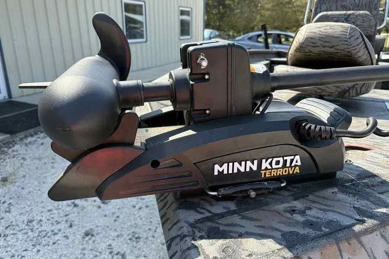 Slide: The Image of Minn Kota Terrova trolling motor on 2020 Xpress H20B Bay boat. - 16