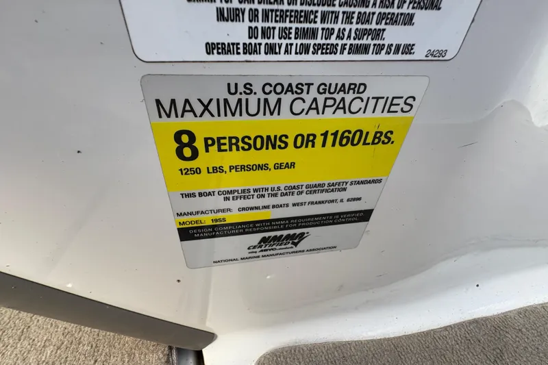 Slide: The Image of 2007 Crownline 190 SS capacity label: 8 persons or 1160 lbs, U.S. Coast Guard compliant. - 25