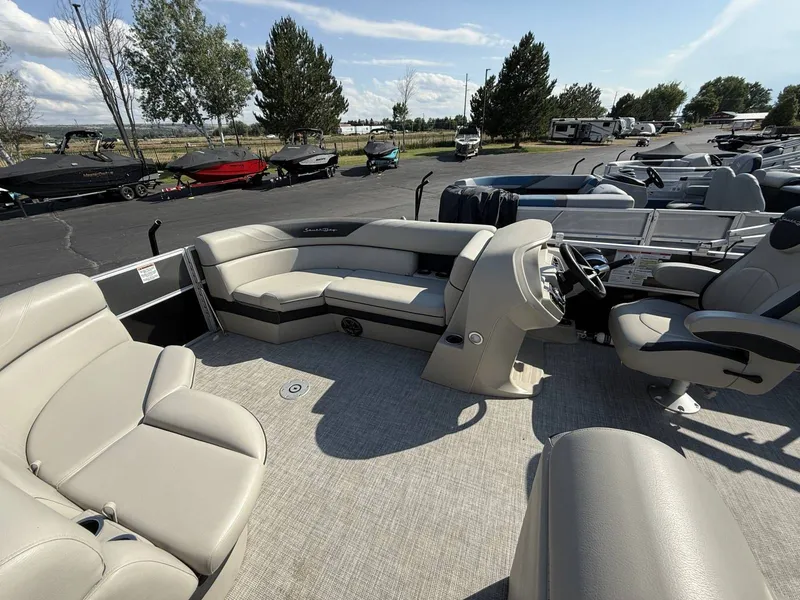 Slide: The Image of Forest River SOUTH BAY 220CRLE 2023 - 13