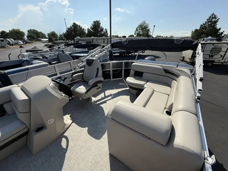 Slide: The Image of Forest River SOUTH BAY 220CRLE 2023 - 6