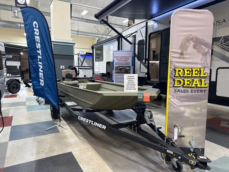 Slide: The Image of Crestliner C2070SH 2026 - 14