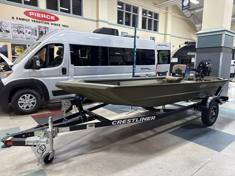 Slide: The Image of Crestliner C2070SH 2026 - 15