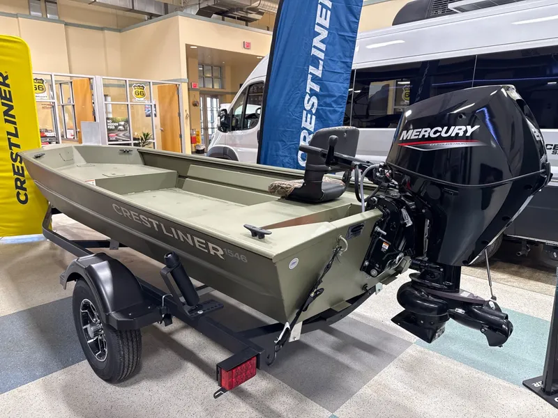 Slide: The Image of Crestliner C2070SH 2026 - 16