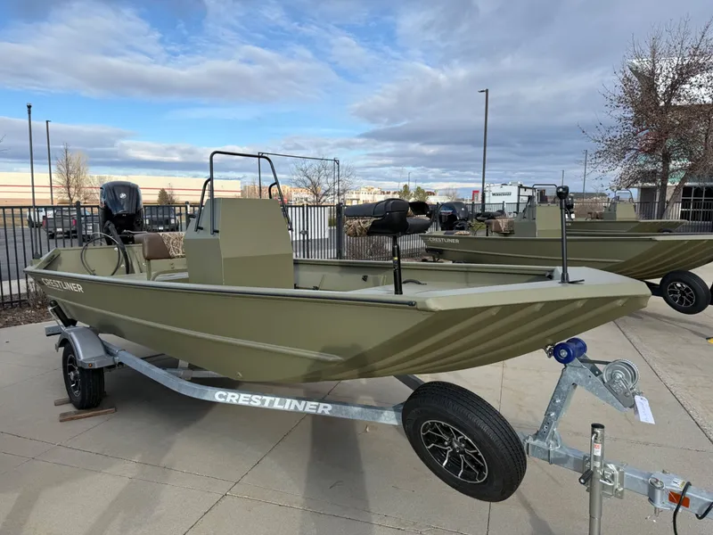 Slide: The Image of Crestliner C186TN 2026 - 5