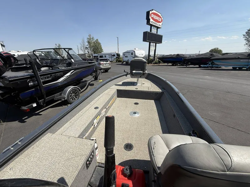 Slide: The Image of Tracker Guide V16 2020 - 6